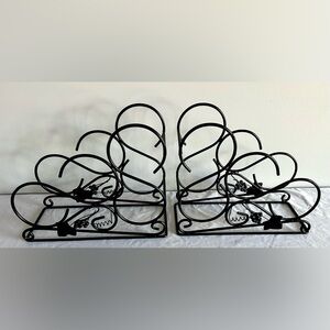 Set of 2 Black Metal Wine Bottle Holders Countertop Scroll Design Grape Accent